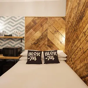 Blok-74 Hotel Hove