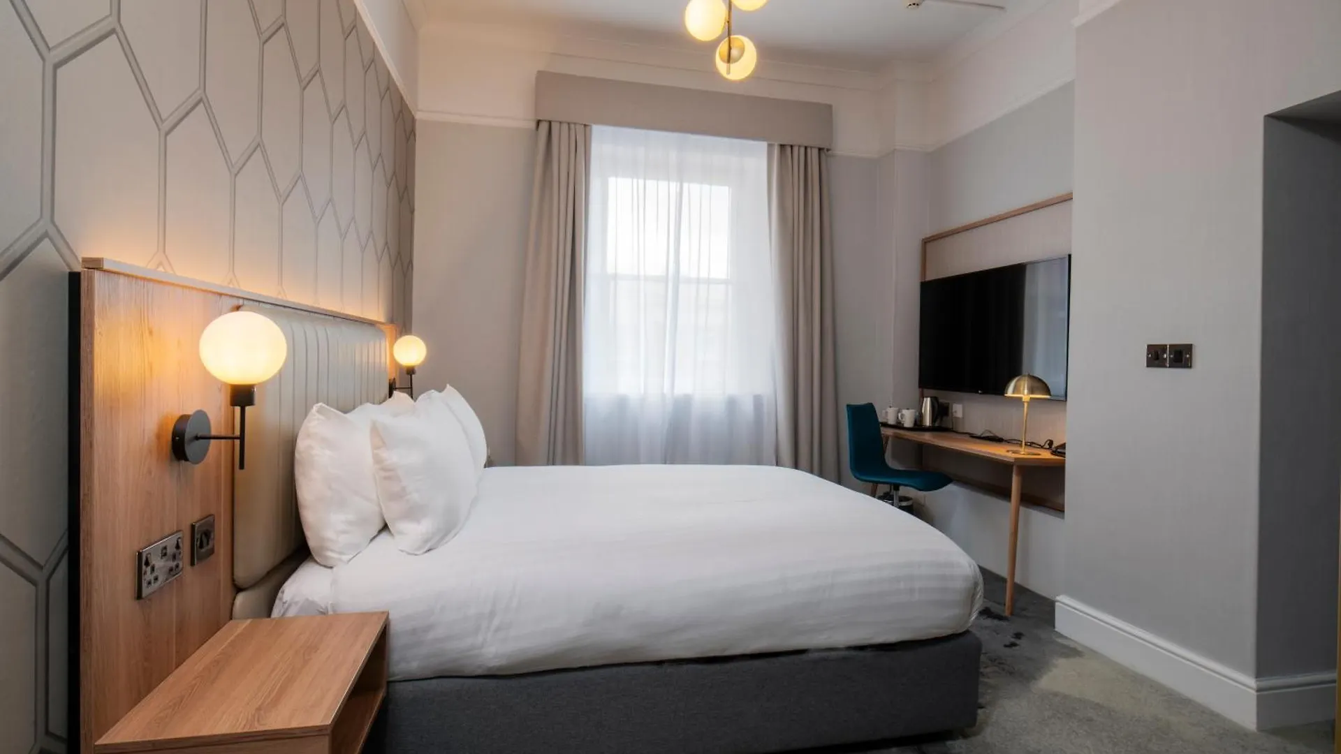 The Queen At Chester Hotel, BW Premier Collection Hotel
