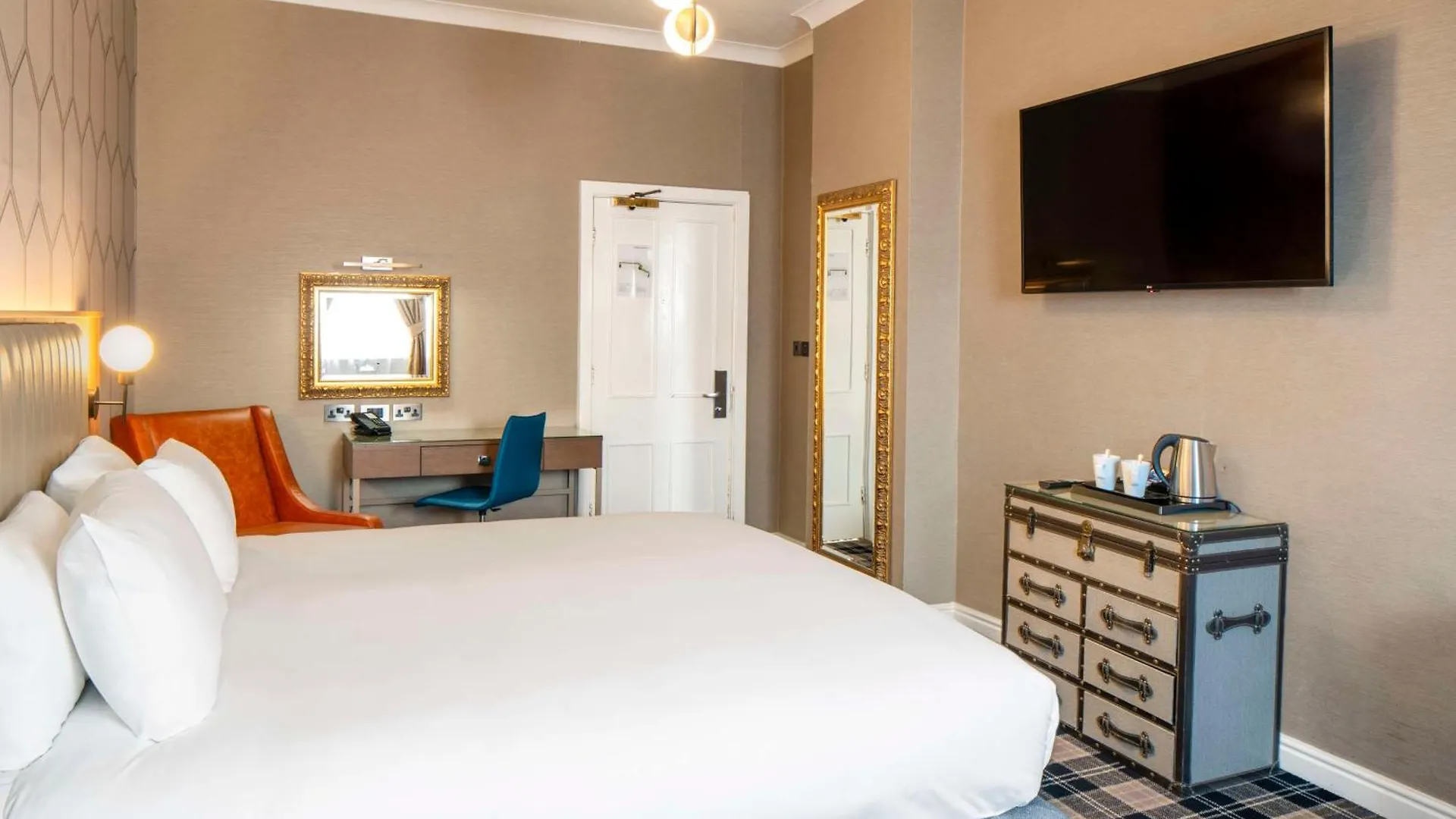 The Queen At Chester Hotel, BW Premier Collection Hotel